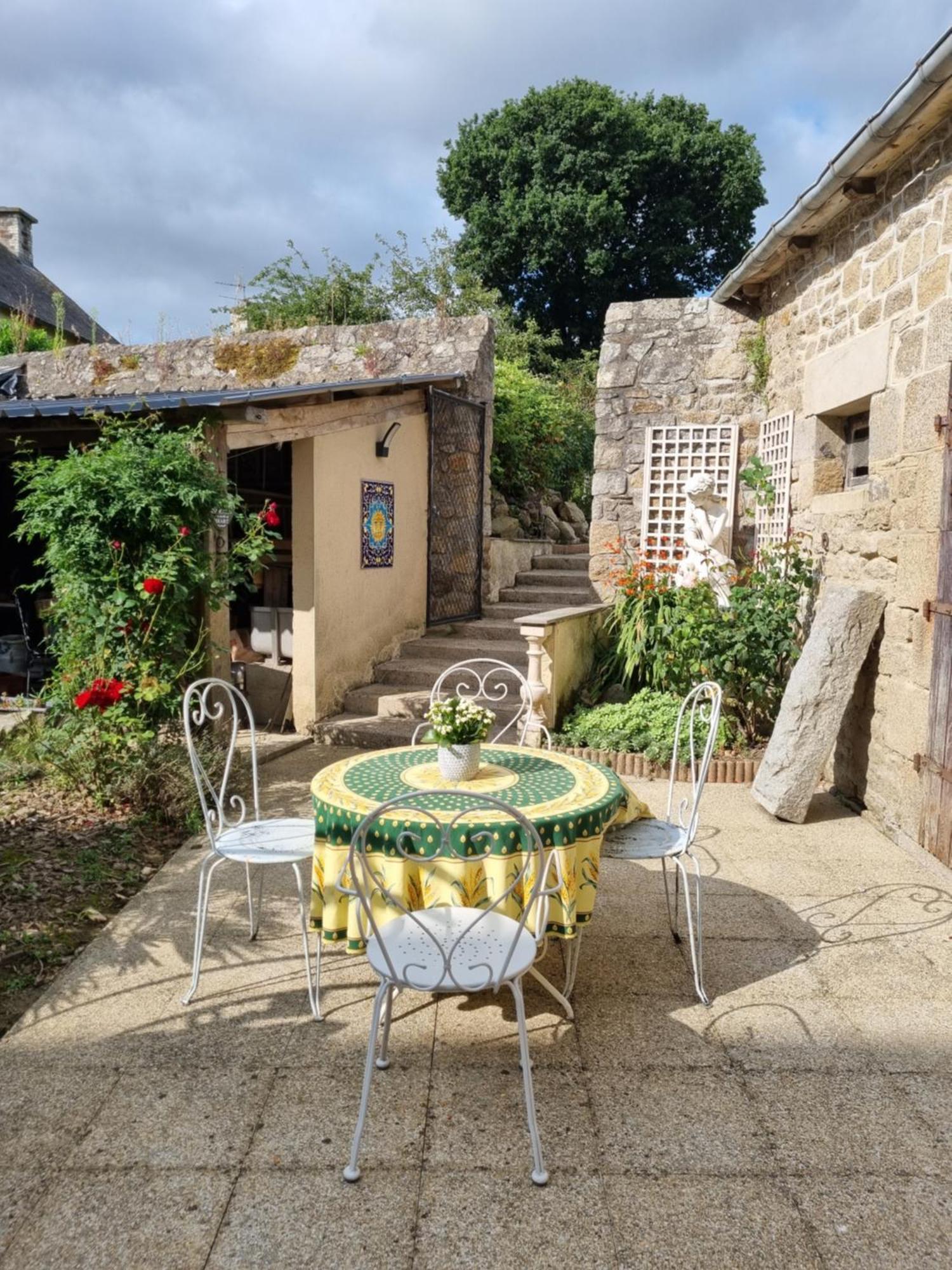 Les Forges Du Lou Apartment Jugon-les-Lacs ภายนอก รูปภาพ