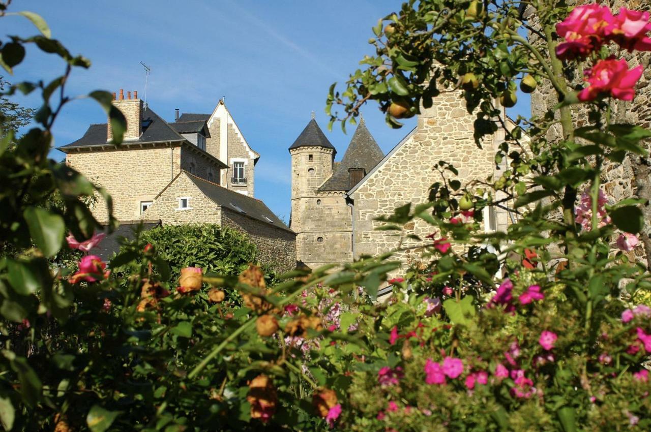 Les Forges Du Lou Apartment Jugon-les-Lacs ภายนอก รูปภาพ